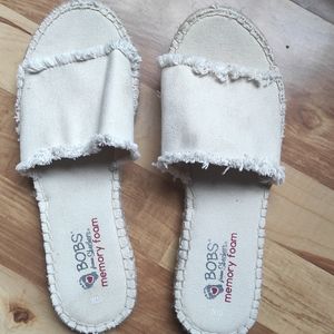 Skechers boho chic slides